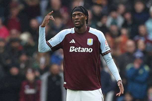 Aston Villa tái ngộ Tammy Abraham.