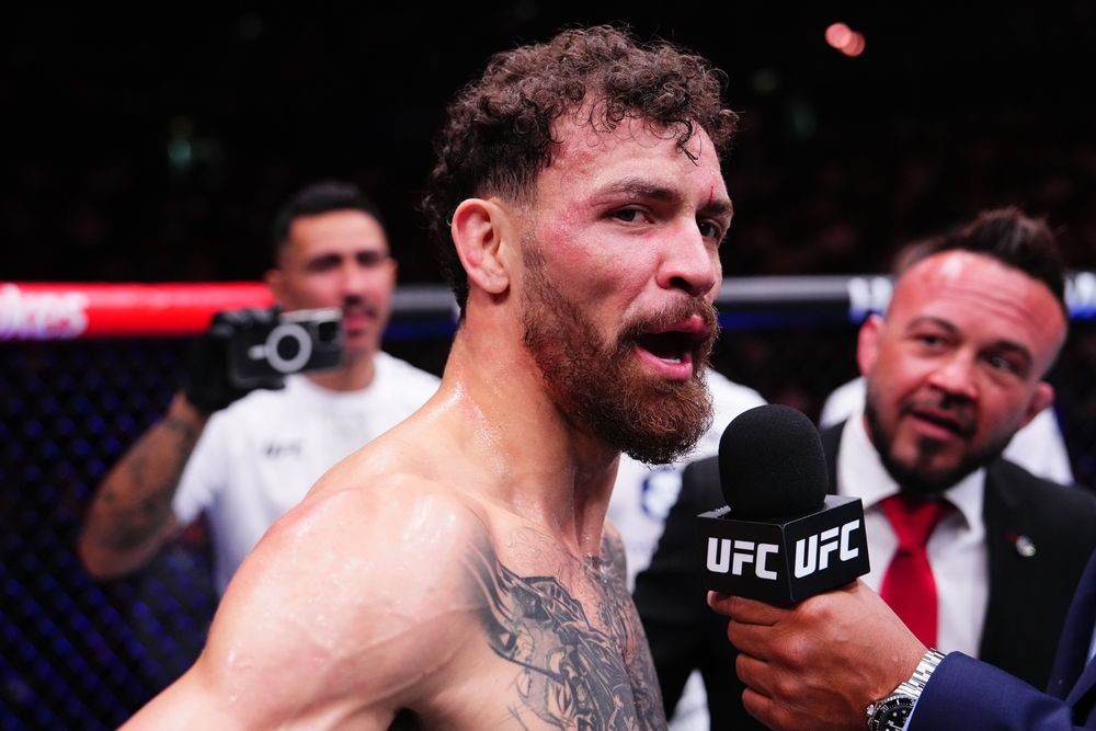 Mauricio Ruffy ăn mừng chiến thắng tại UFC 325