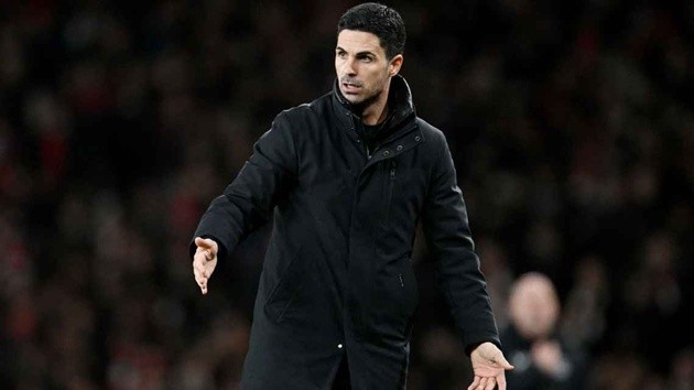 Arteta đáp trả những chỉ trích nhắm vào Arsenal.