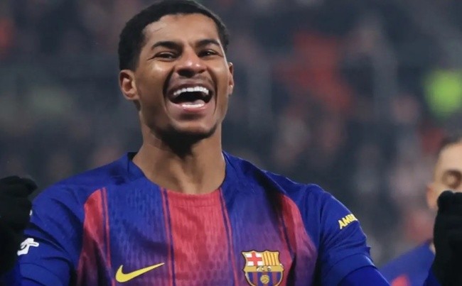 Rashford thăng hoa ở Barca.