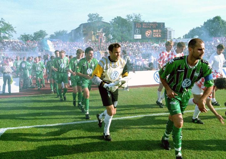 Năm 1997 đánh dấu lần đầu tiên Wolfsburg lên chơi tại Bundesliga. 