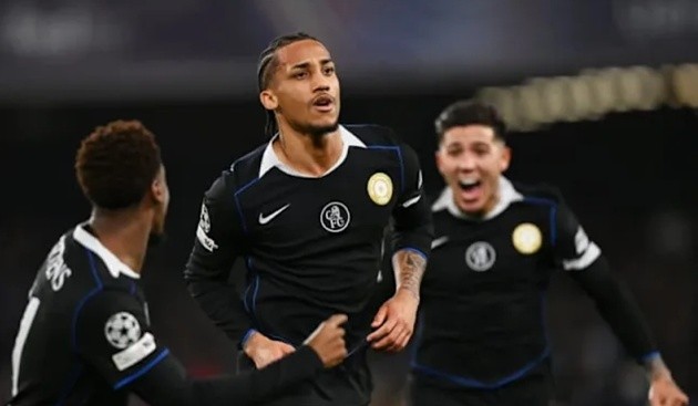 Joao Pedro kêu gọi Chelsea tập trung đấu Arsenal.