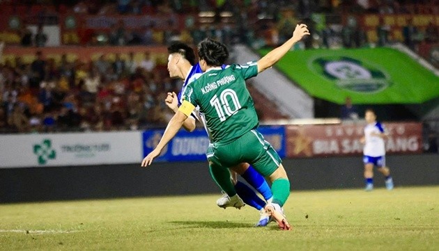 Công Phượng sẽ nghỉ thi đấu 1-2 tuần.