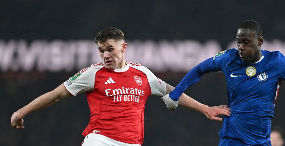 Viktor Gyokeres - 5 điểm: Như một khán giả trong hiệp một, chỉ có vỏn vẹn ba lần chạm bóng. Cải thiện hơn sau giờ nghỉ, chịu khó tì đè và di chuyển vào các khoảng trống, nhưng nhìn chung vẫn gặp khó khăn bất chấp phong độ tốt gần đây.