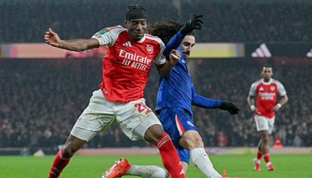 Arsenal khuất phục Chelsea với tỷ số tối thiểu.