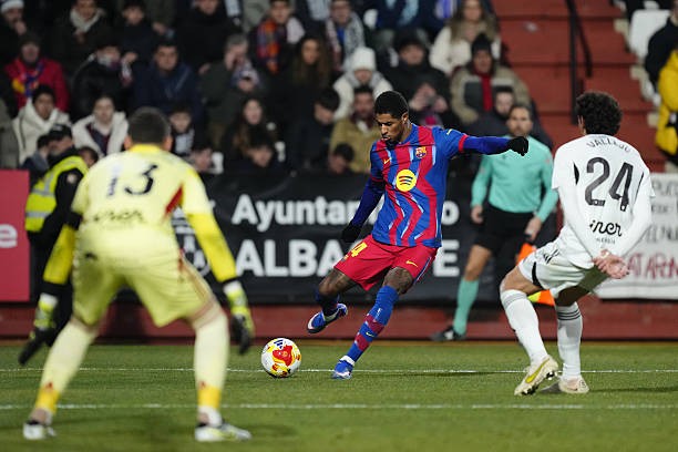 Rạng sáng nay, Rashford lại tỏa sáng với một pha kiến tạo cho Barcelona. 