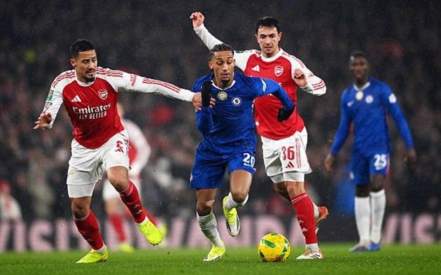 Arsenal đã đánh bại Chelsea để tiến vào trận chung kết EFL Cup.