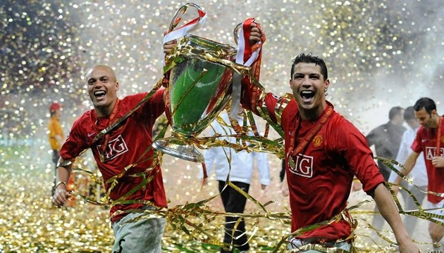 Wes Brown không tin Ronaldo về lại Man United.