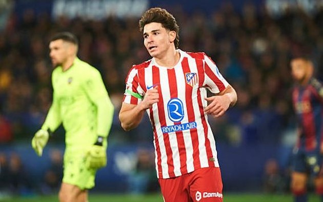 Julian Alvarez là niềm hy vọng số 1 của Atletico Madrid ở trận đấu sắp tới.