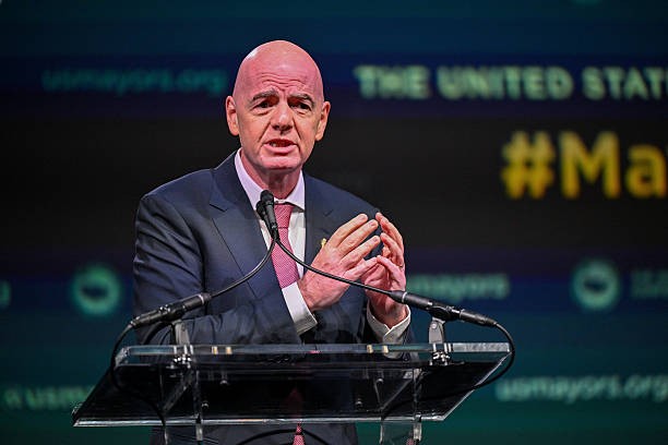 Gianni Infantino ủng hộ quan điểm 