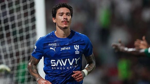 Darwin Nunez nằm trong tầm ngắm của Fenerbahce.