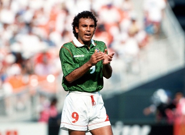 Hugo Sanchez, chân sút huyền thoại của bóng đá Mexico.