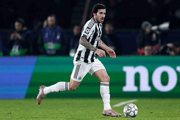 Sandro Tonali là trụ cột nơi tuyến giữa của Newcastle United.