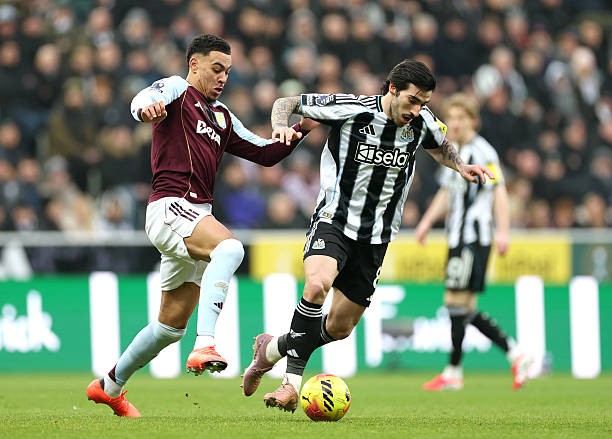 Sandro Tonali được xem là một trong những tiền vệ 