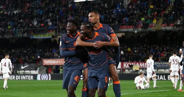 Inter đã giành vé vào bán kết Coppa Italia.