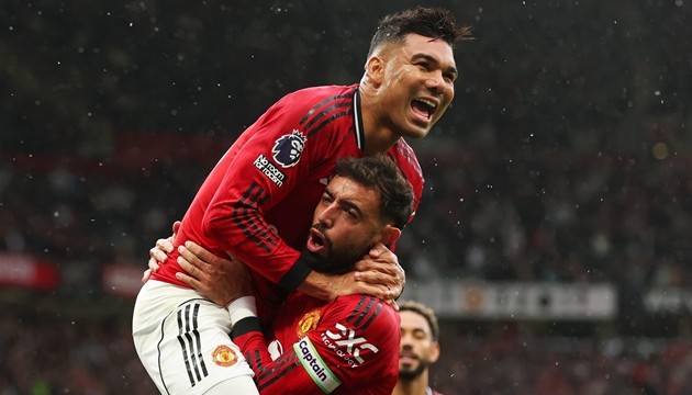 Casemiro nhiều lần ghi bàn cho MU.