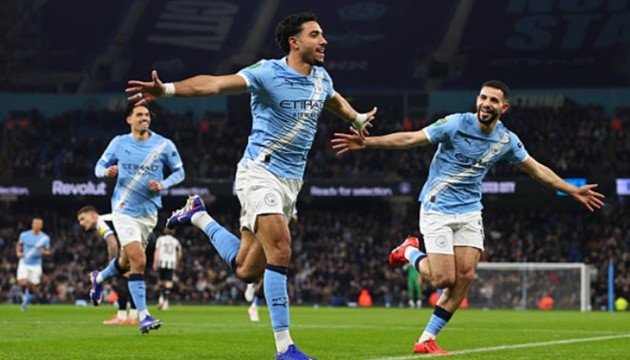 Mar tỏa sáng với chiến thắng đậm của Man City.