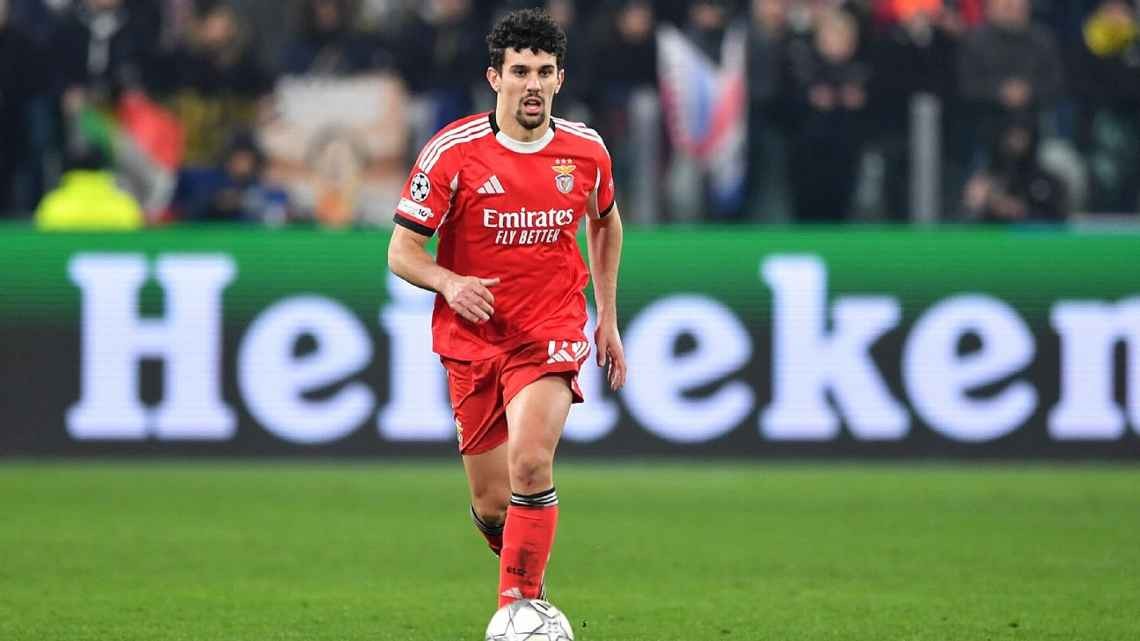 Tomas Araujo là thân chủ đầu tiên của Barat.