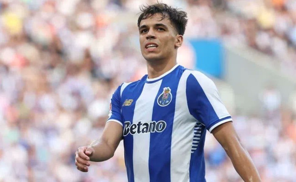 Porto từ chối bán Gabri cho Atletico.