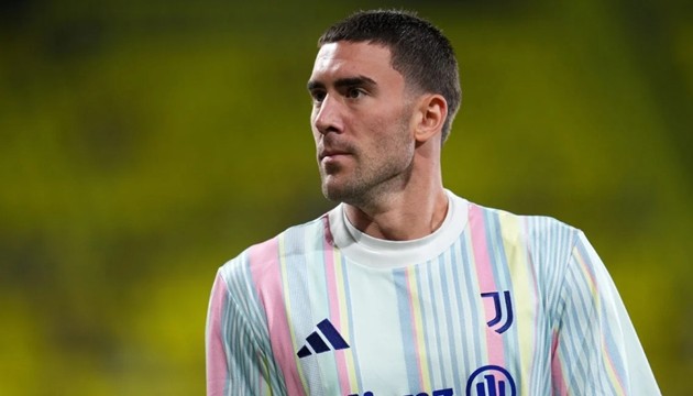 Dusan Vlahovic giải bài toán số 9 của Chelsea?