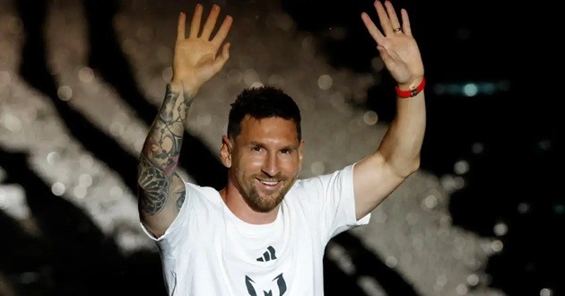 Messi vẫn có kế hoạch tái ngộ Barca.