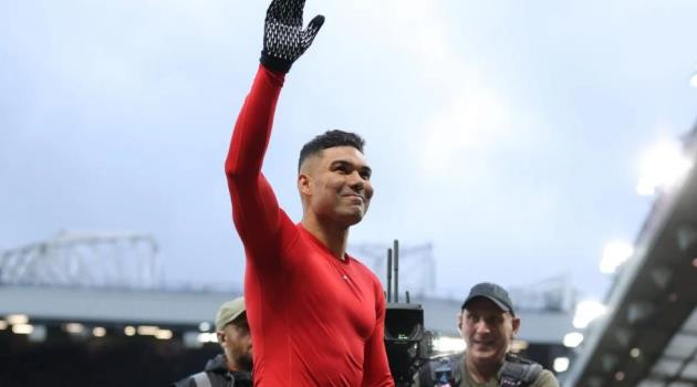 MU phải gấp rút tìm người thay Casemiro.