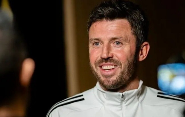 Carrick giúp vực dậy MU.