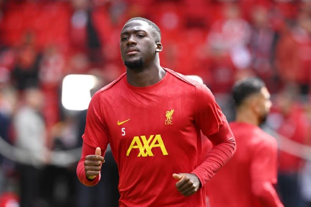 Liverpool có nguy cơ mất trắng Konate.