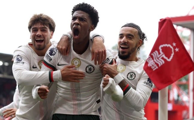 Josh Acheampong luôn tỏa sáng mỗi khi ra sân.