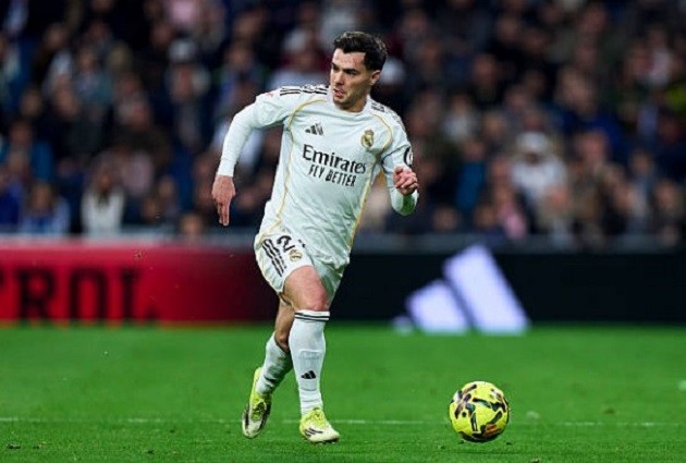 Real vẫn muốn giữ Diaz.