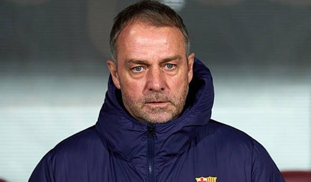 Hansi Flick cập nhật tình hình của Pedri và Raphinha.