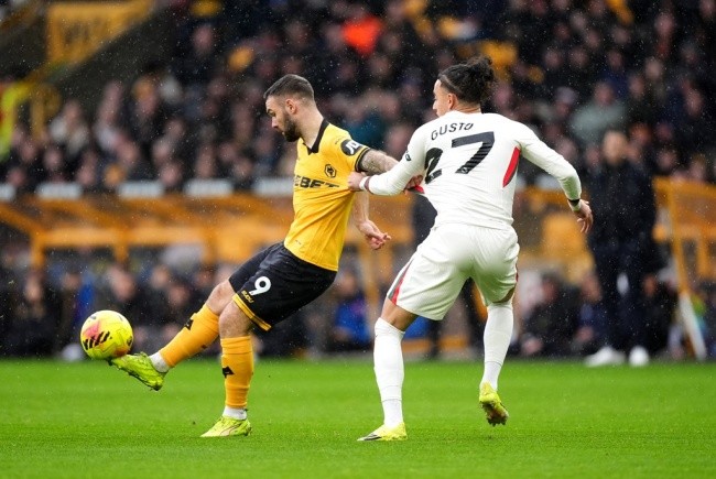 Malo Gusto - 7 điểm: Dù có một vài pha xử lý thiếu quyết đoán trong tấn công và góp phần dẫn đến bàn thua từ quả phạt góc, Gusto vẫn duy trì mức độ hoạt động ổn định bên hành lang cánh phải. 