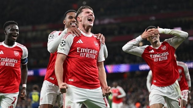 Gyokeres lập cú đúp trong chiến thắng của Arsenal.