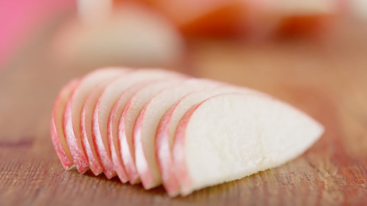 Ăn táo mỗi ngày là một thói quen đơn giản nhưng mang lại nhiều lợi ích thiết thực.