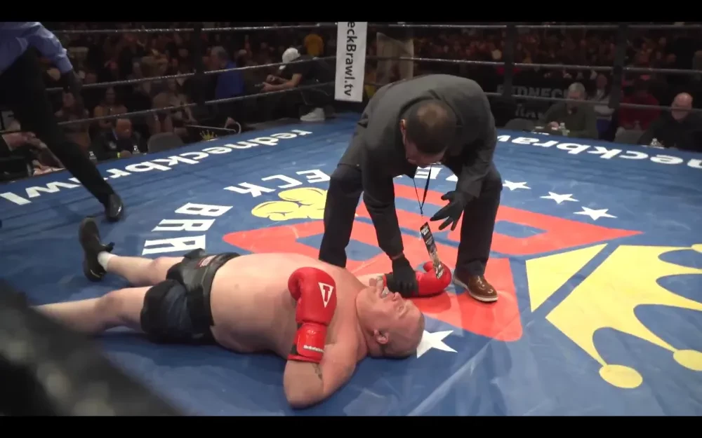 Cuối cùng, cũng có người hạ gục được Big A