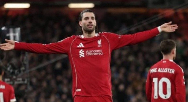 Dominik Szoboszlai ghi bàn đẳng cấp.