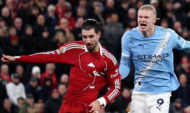 Dominik Szoboszlai trải qua đủ mọi cung bậc cảm xúc tại Anfield.