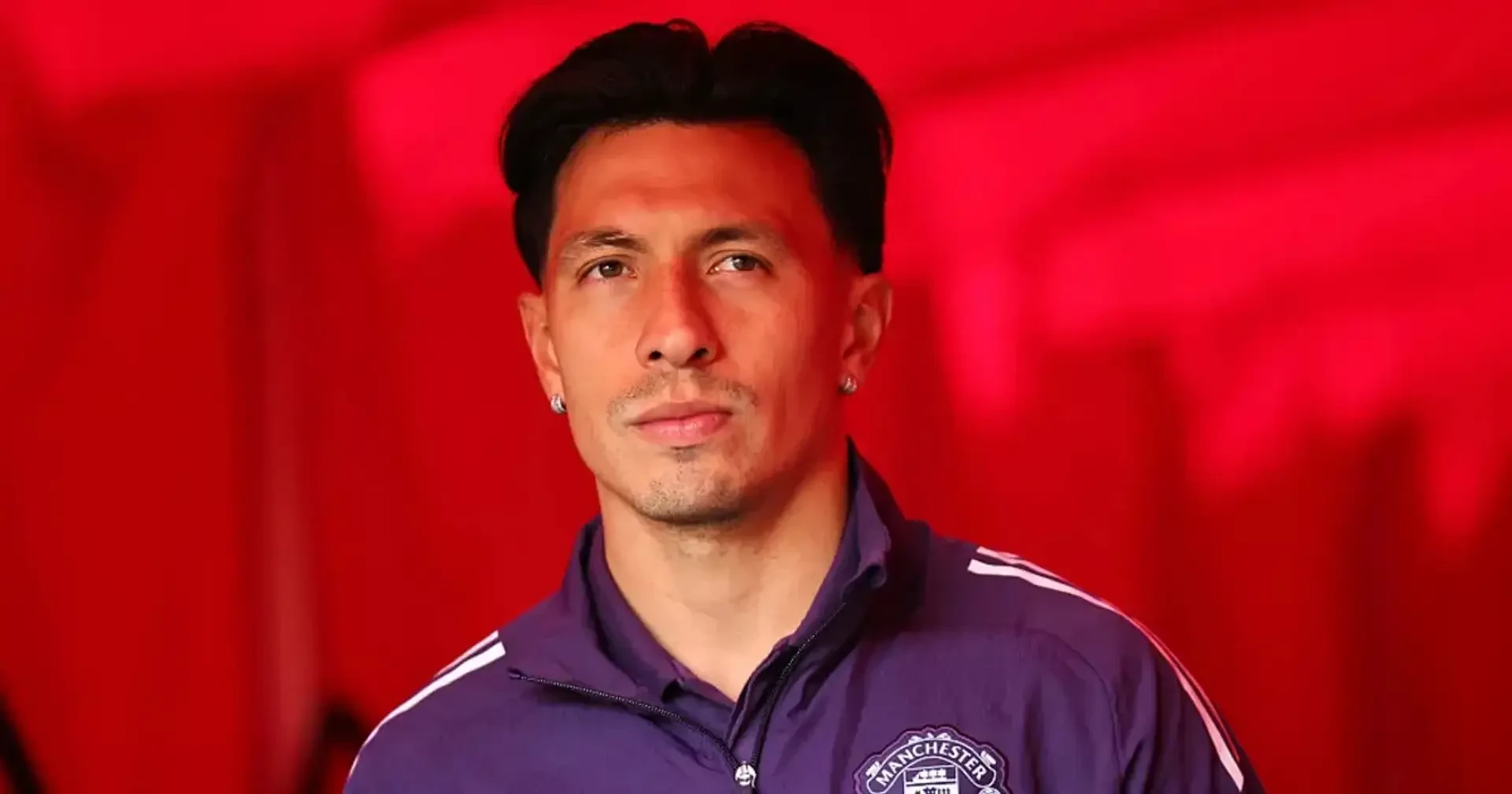 Trung vệ mang sứ mệnh kiến thiết thế trận.