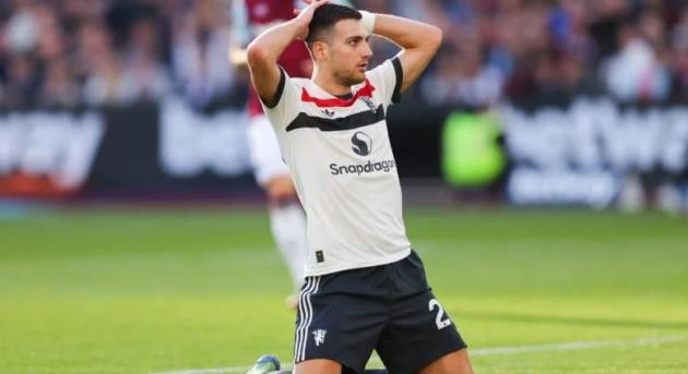 Dalot và khoảnh khắc đáng quên trước West Ham.