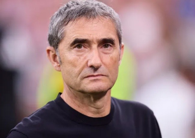 HLV Ernesto Valverde đối mặt cơn bão chấn thương.