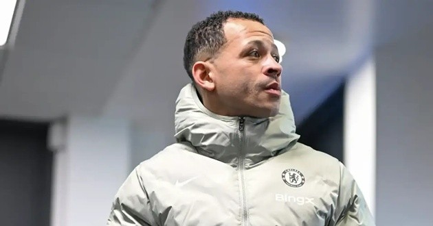 Rosenior khuyến khích các hậu vệ Chelsea chơi mạo hiểm.