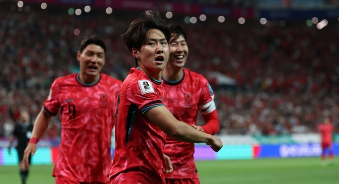 Hàn Quốc hướng tới VCK World Cup 2026 với quyết tâm vào vòng loại trực tiếp.