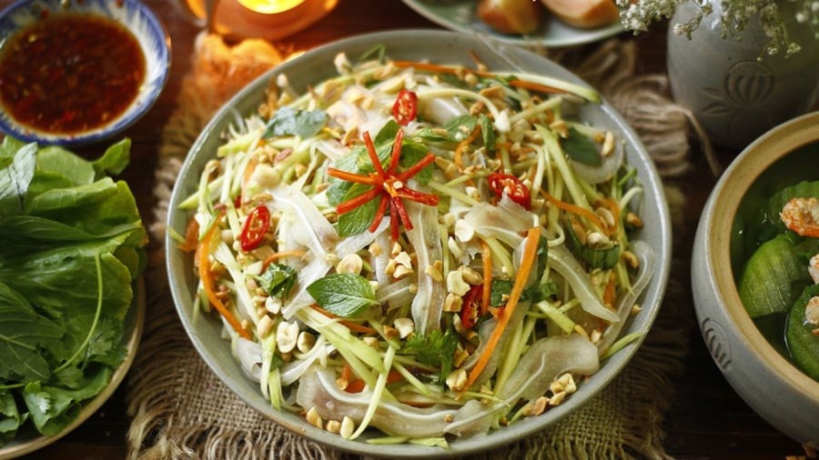 Các loại nộm, gỏi không nên để trong tủ lạnh quá lâu.