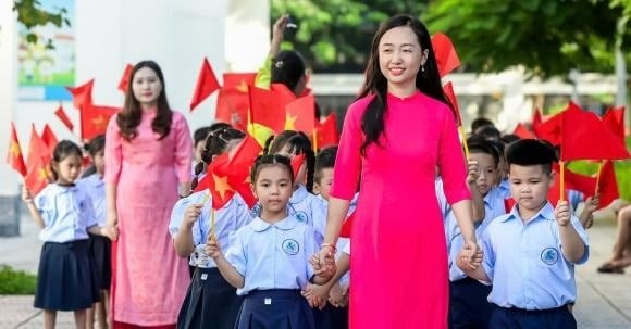 Theo khoản 4 Điều 4 của nghị quyết, thời gian chi trả quà Tết được thực hiện từ ngày 1 đến hết ngày cuối cùng của tháng 12 Âm lịch hằng năm.