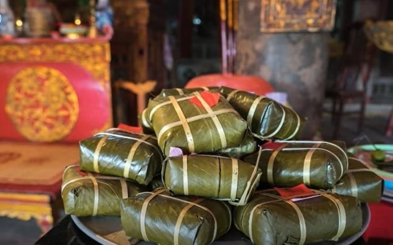 Để bánh không nhanh hỏng, nên cắt đến đâu ăn đến đó. Phần bánh đã cắt cần bọc kín bằng màng thực phẩm hoặc túi sạch để tránh khô mặt và hạn chế vi khuẩn xâm nhập.