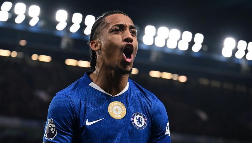 Joao Pedro - 7.3 điểm: Ghi bàn mở tỷ số với pha lốp bóng tinh tế qua đầu thủ môn Karl Darlow. Pedro đang thi đấu với sự tự tin rất cao. Ngoài bàn thắng, anh còn kiếm về quả phạt đền cho đội nhà.