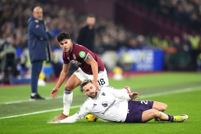 Luke Shaw đã có ngày thi đấu đầy cống hiến.