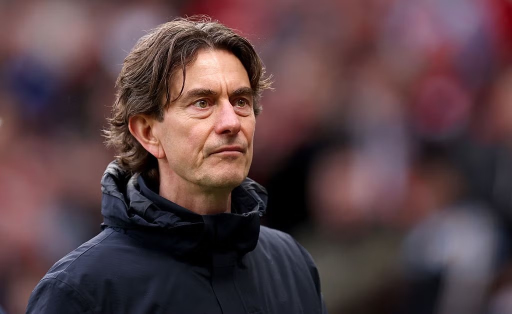 HLV Thomas Frank chính thức bị Tottenham sa thải.