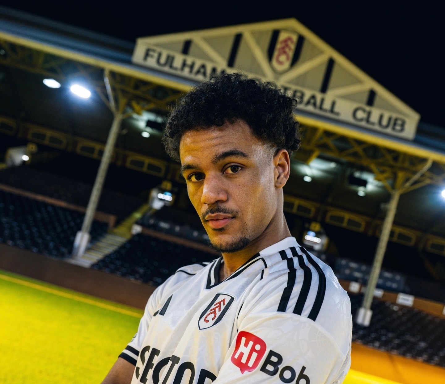 Oscar Bobb sắp có cơ hội đối đầu đội bóng cũ, Man City.