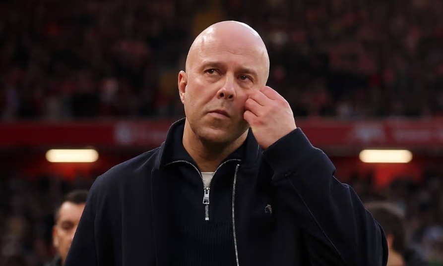 Slot đang chịu áp lực ở Liverpool.